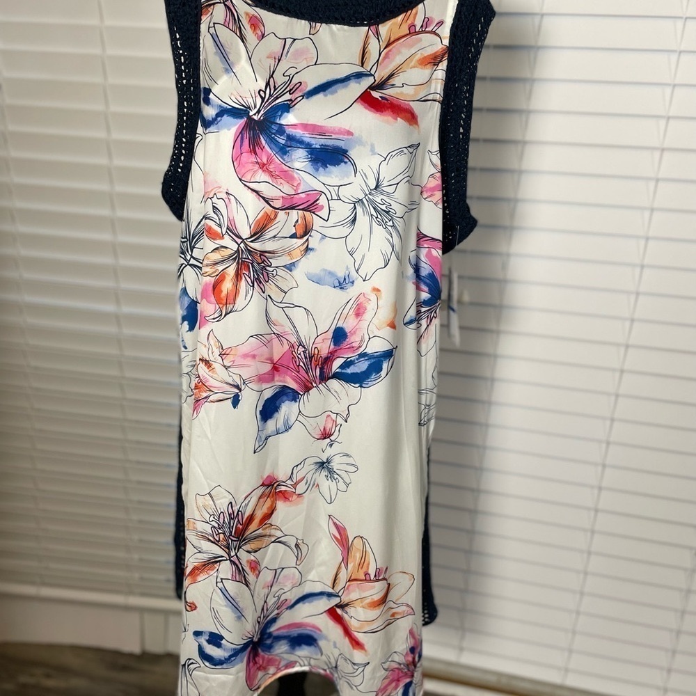 Fever Women's Dress Sleeveless Crochet Trim Crew Neck Allover Floral X-Large